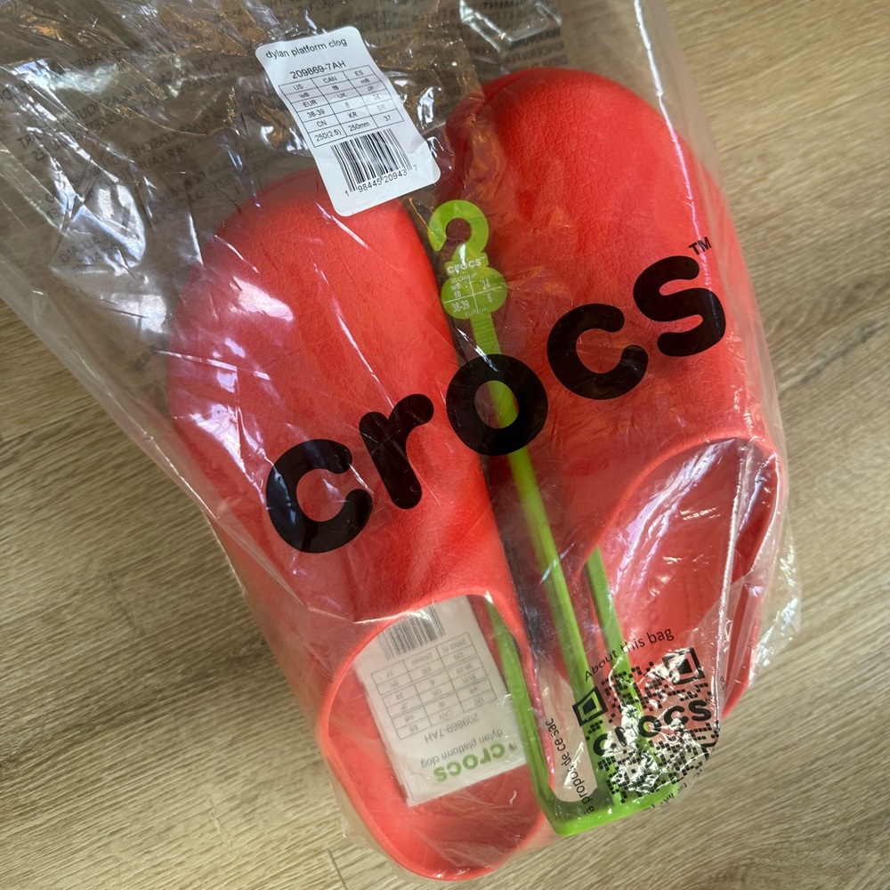 NWT Crocs Dylan Platform Clog, Mule Platform Shoes Starfish W8 - Picture 6 of 6